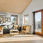 3 Bedroom Awesome In *