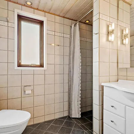 بيت للعطل 3 Bedroom Awesome In