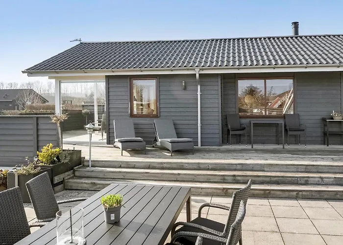 3 Bedroom Awesome In