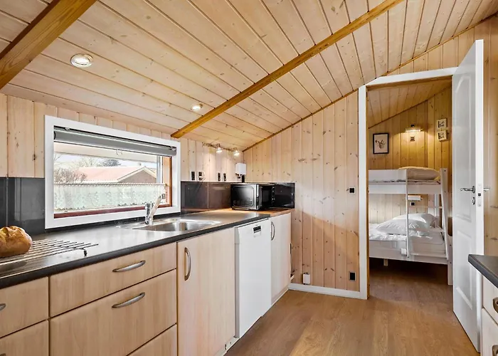 3 Bedroom Awesome In